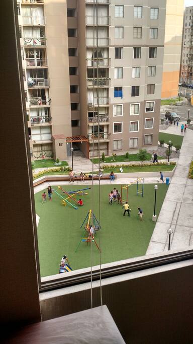 Vecindario seguro y familiar.