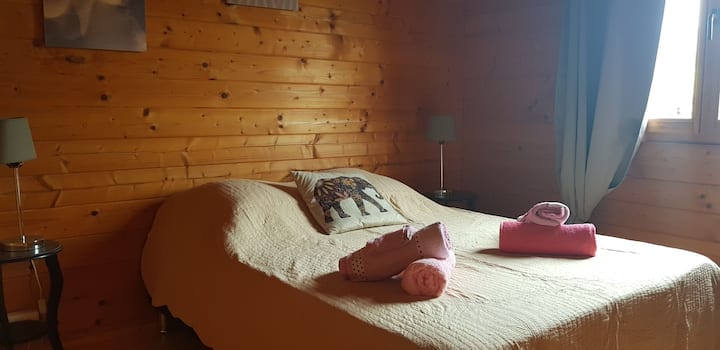 غرفة نوم 1 بغرفة ملابس