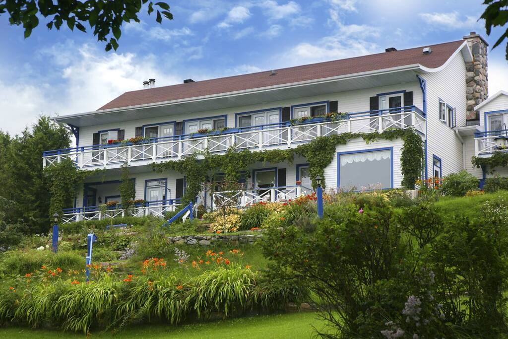 Auberge fleurs de lune