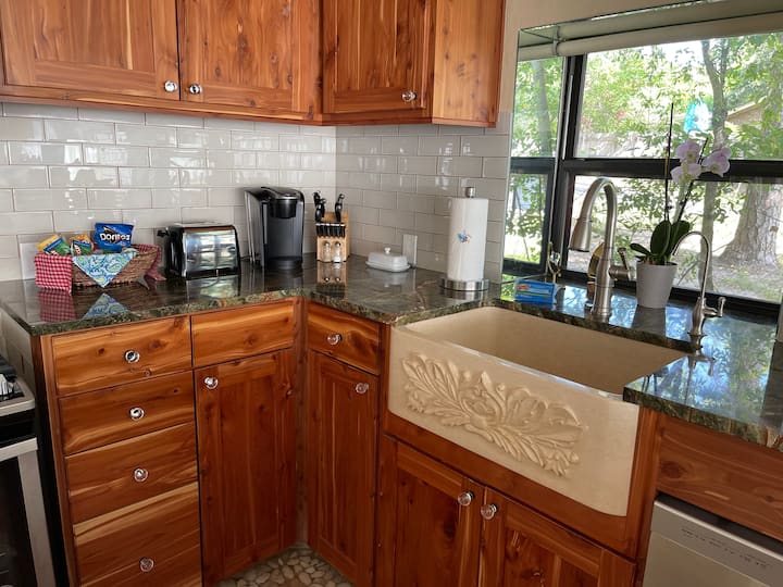 Top 10 Airbnb Vacation Rentals Near Eagle Mountain Lake, Texas