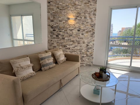 🌴Luxury Apartment With The Beach On Your Doorstep🌴