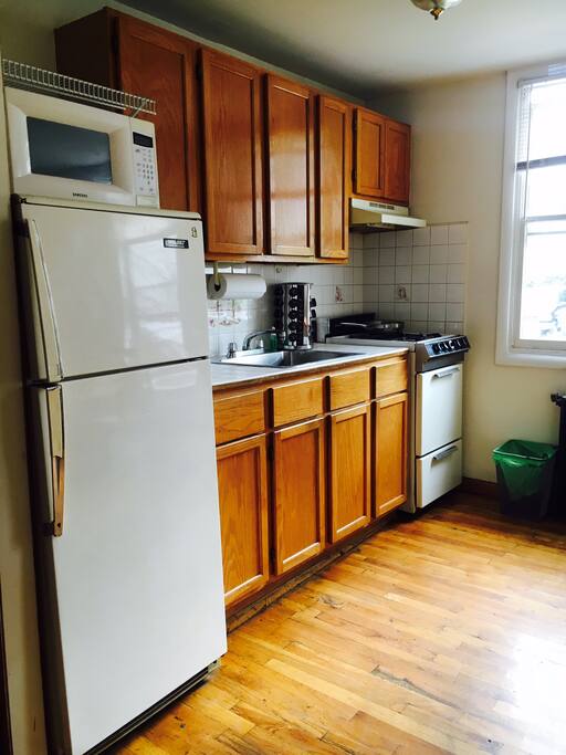 Fully stocked kitchen.