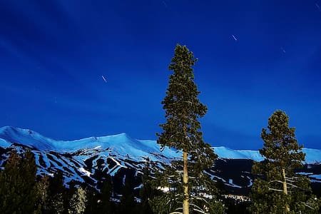 NEW REMODEL Breck Studio Close to Town Big Kitchen