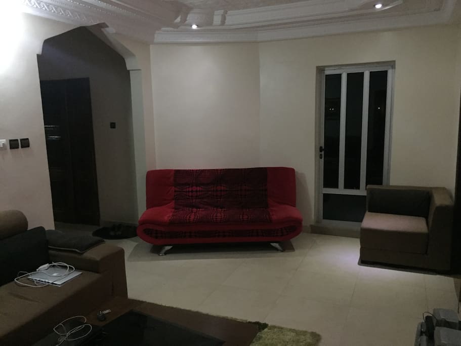 Salon/Living room showing Sofa bed