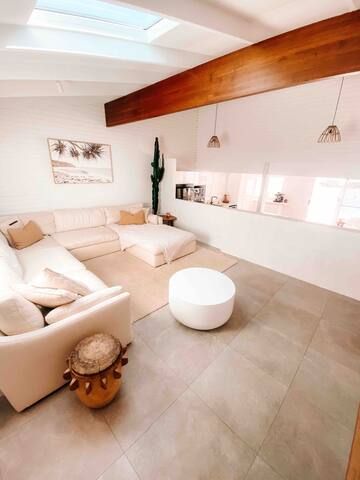 White House Noosa with Magnesium Pool and firepit gallery image 4