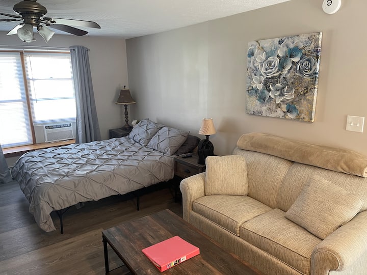 Cozy New Efficiency Close To Beach And Shopping - Saco, ME