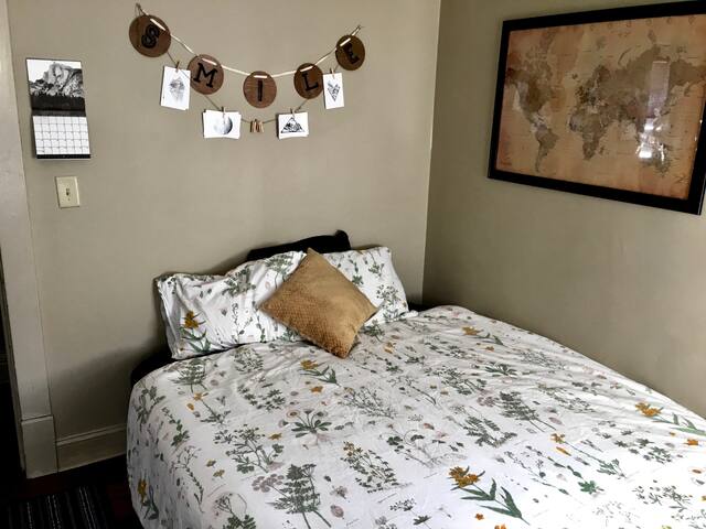 Simple | Comfy | Convenient in Tower Grove South