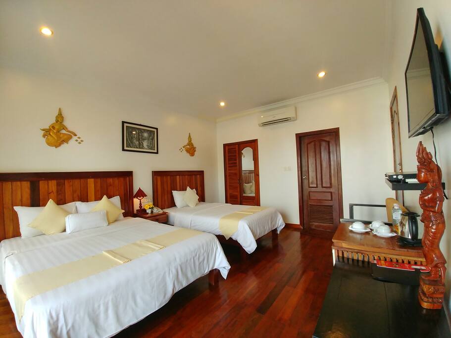 Deluxe Triple Room