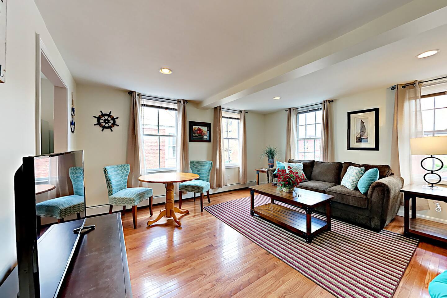 Brand New Apartment In Prime Newport Location Apartments For