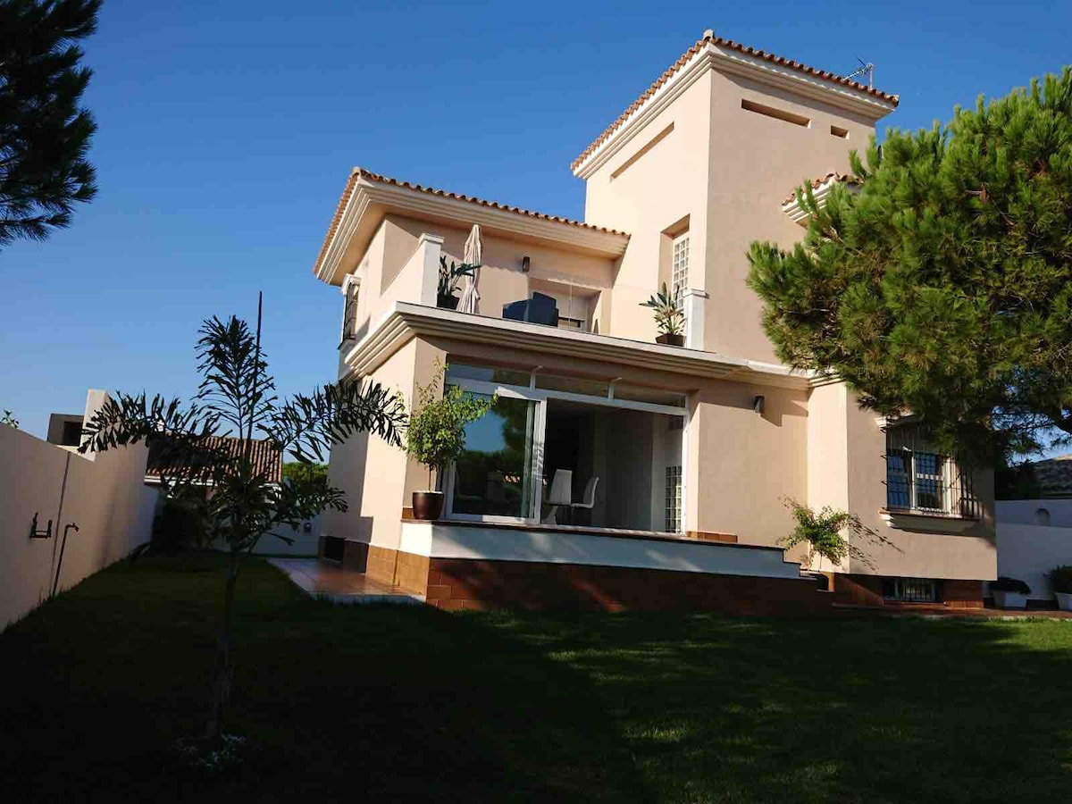 Luxury homes for sale in Conil de la Frontera, Andalusia, Spain