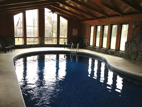 Private Home & IndoorPool, Sleep 16, LG & Gore ADK