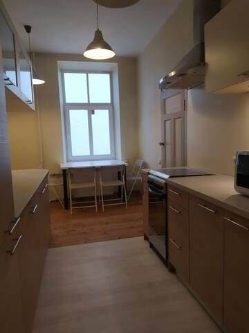 3 bedrooms very central gallery image 5