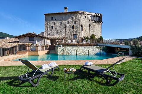 Castle Spoleto Castrum Resort -Swimming pool& SPA
