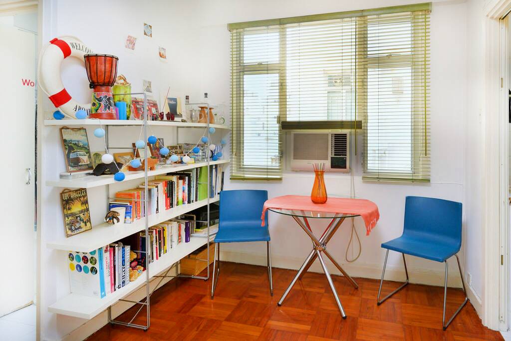 Living Room / Dining Table