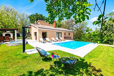 Villa Ferlini