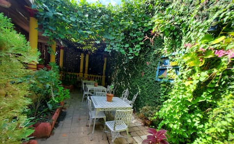 3 bedrooms with energy backup