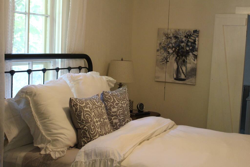 Queen master bedroom