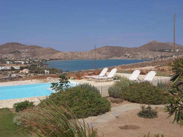 Villa Naoussa, priv. pool gallery image 3