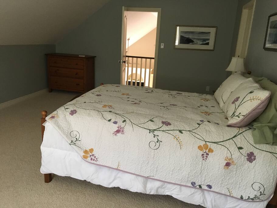 Bedroom 2. Each bedroom is for 2 people. 70$ per night