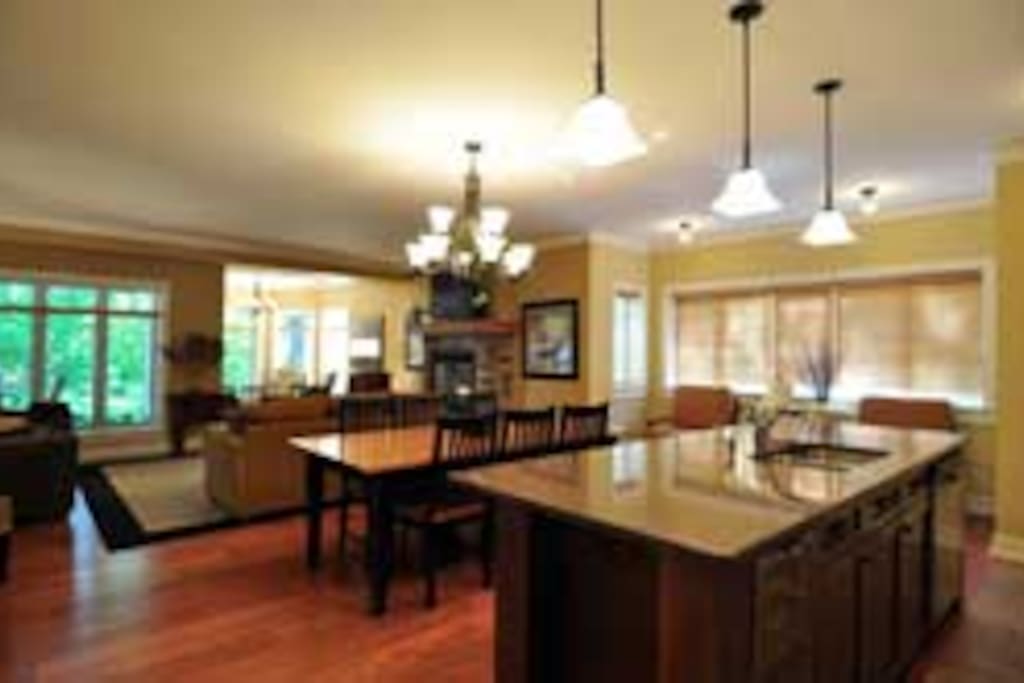 Kitchen/dining