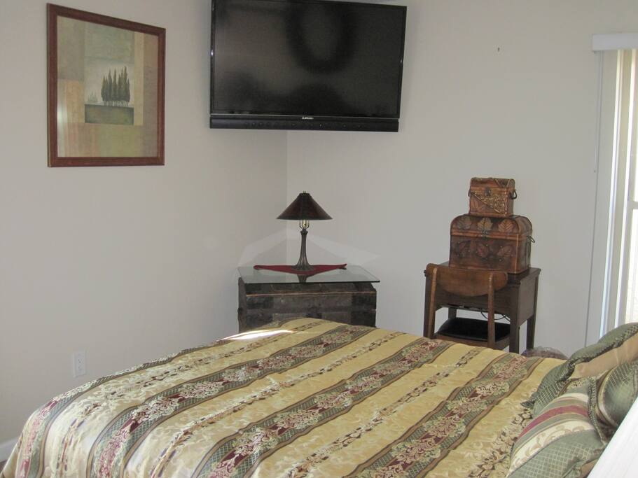 Large screen TV, laptop work area