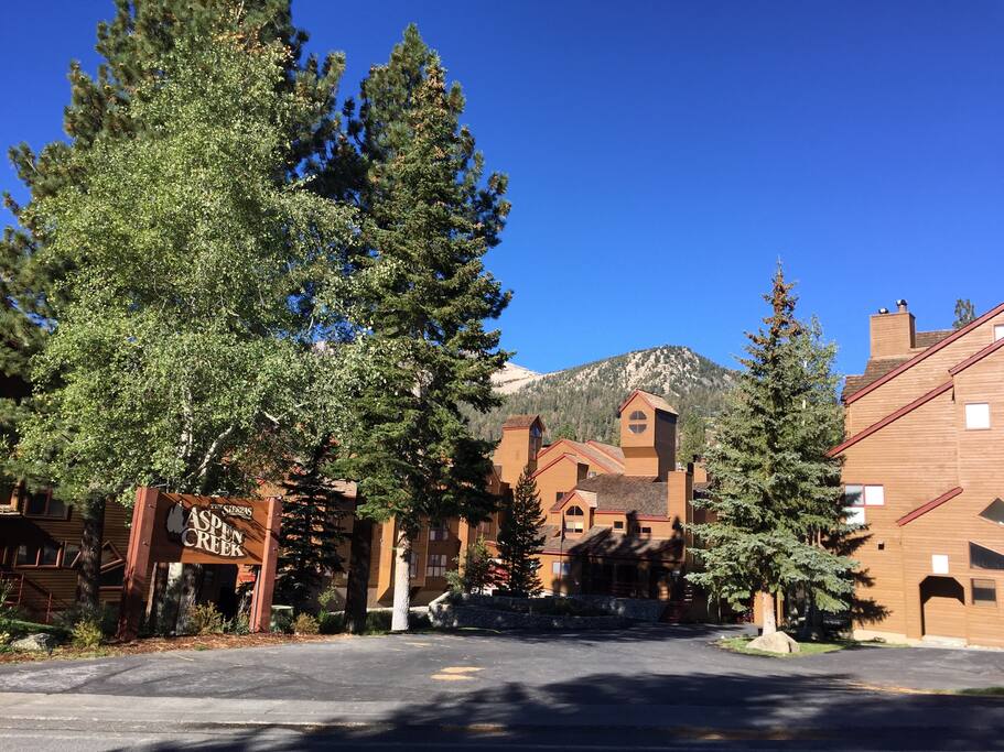 Aspen Creek 303 Condominiums for Rent in Mammoth Lakes, California
