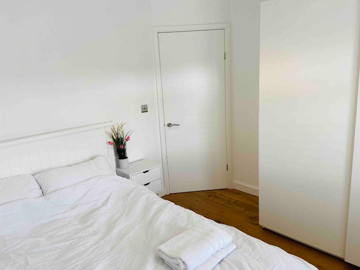 Dormitorio doble con capacidad para 2 personas 