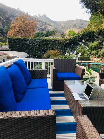 Beverly Hills Oasis w/ Saltwater Pool & Fireplace gallery image 4