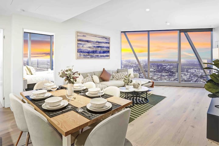 Free Parking| Lux Cityscape 3B2B w/Pool+Gym+Sauna