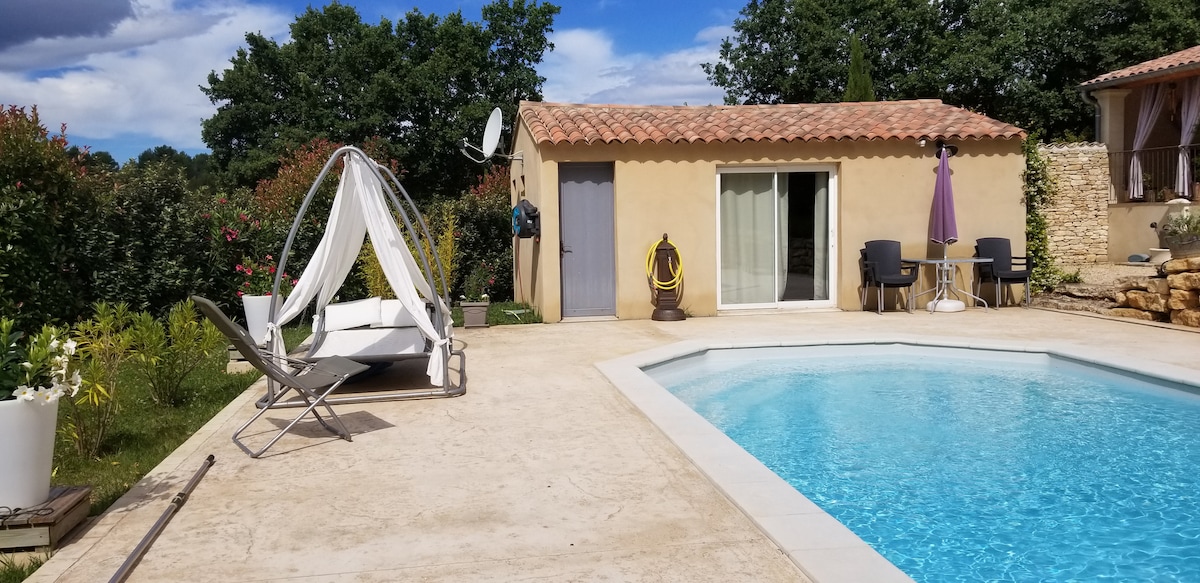 Top Airbnb: Independent tourist studio in Saint Saturnin Lès Apt