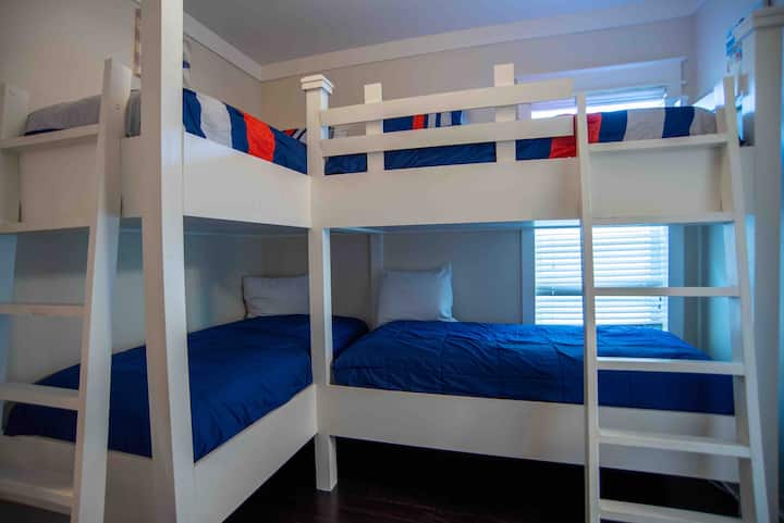 Bunk room with 4 large, twin  beds