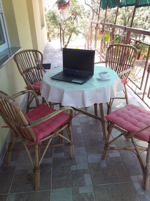 Free WIFi - enjoy your favorite drink in the shade on the balcony