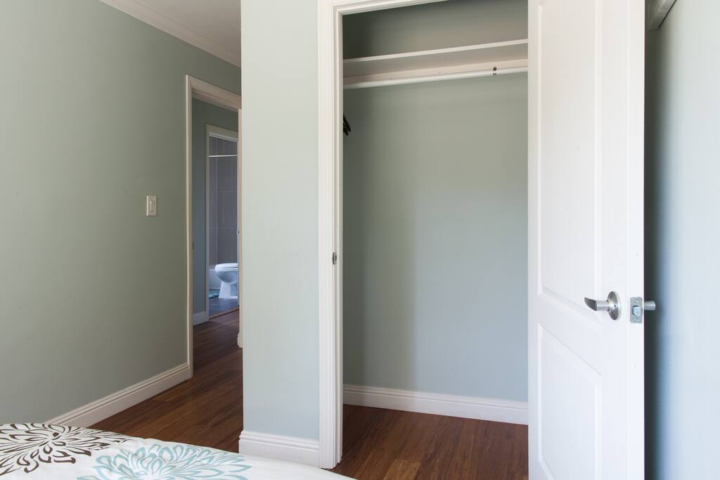 Bedroom/Closet