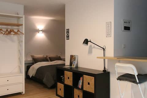 "Leuven by bike" cosy centrally located studio.