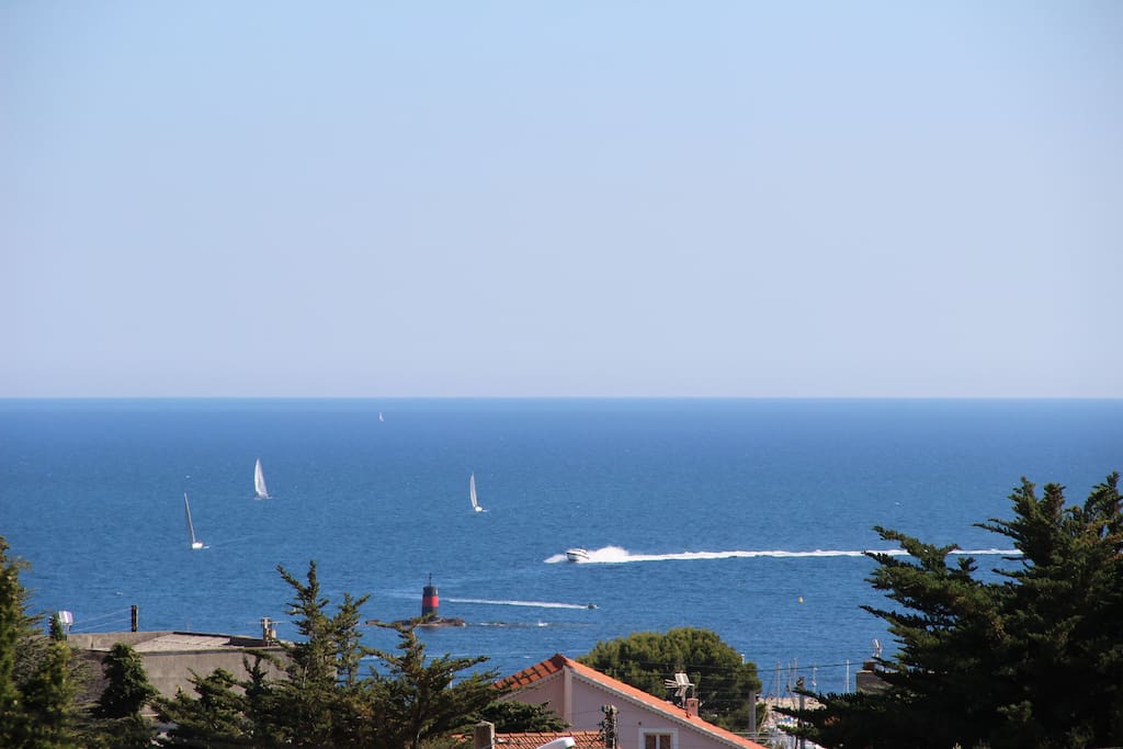 Vue de ma TERRASSE du Studio à Bandol