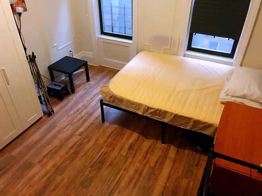 General view of the room
