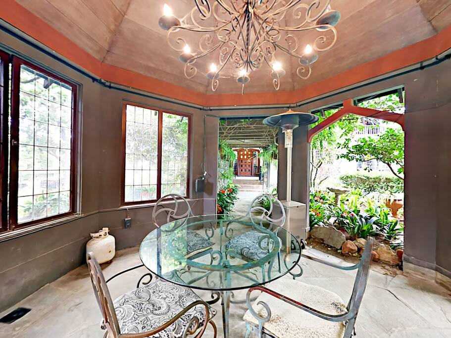 Romantic open-air dining tucked away in the courtyard.