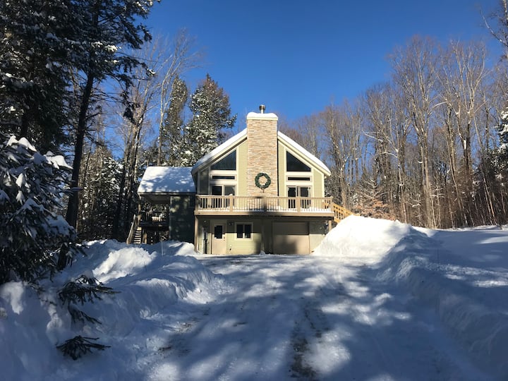 Sawmill Chalet Chalets for Rent in Wardsboro, Vermont, United States