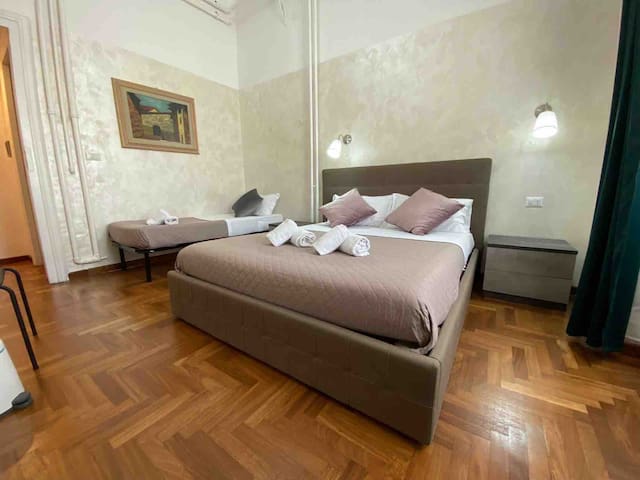 Cavour appartamento gallery image 2