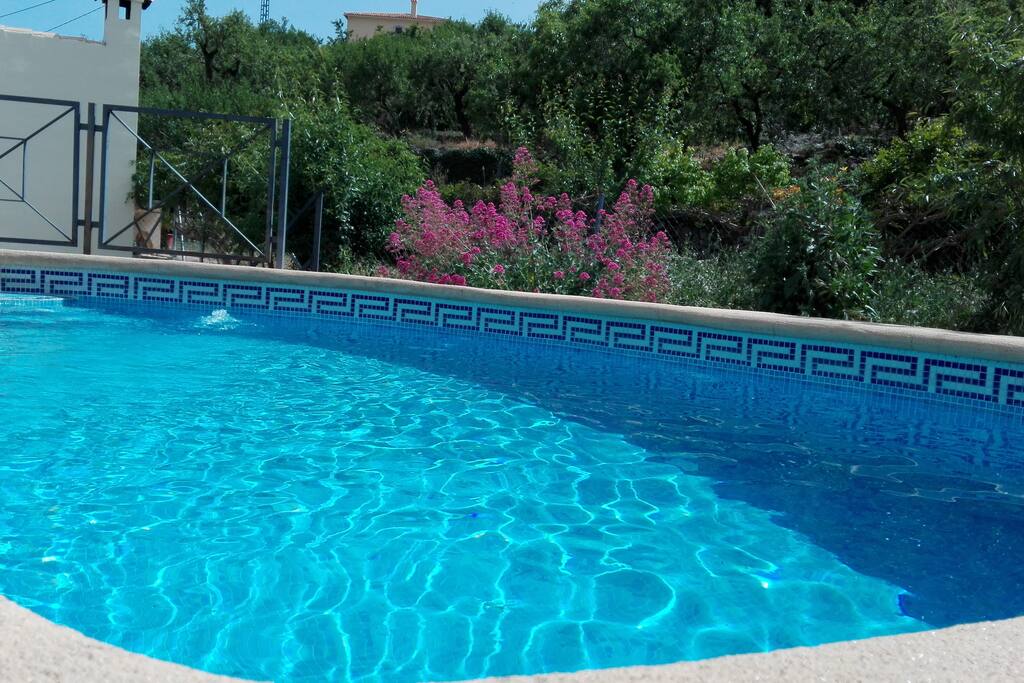 Private pool