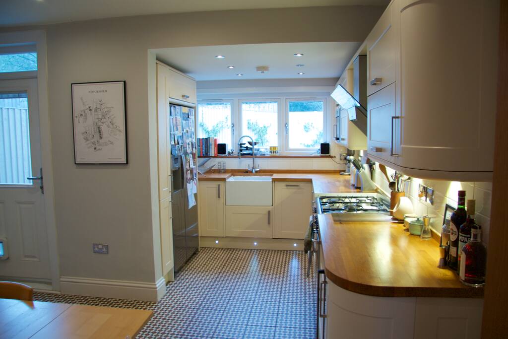 Large kitchen diner