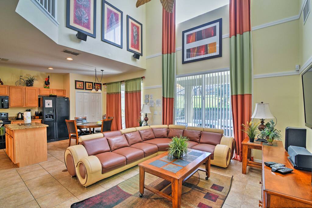The 3,200-square-foot living space provides modern comforts and tasteful decor for 16 lucky guests.
