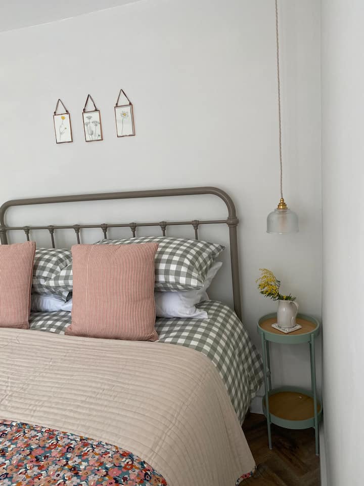 Საძინებლის დეტალები