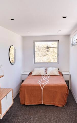 The Avenue gallery image 4