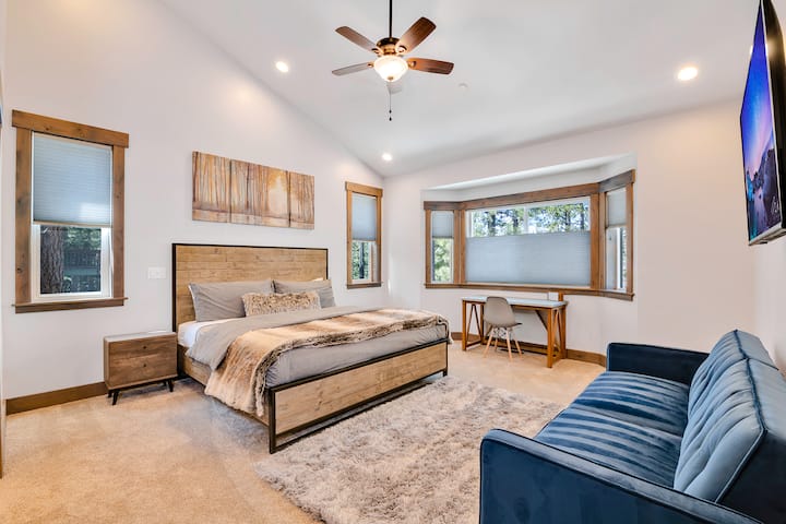 BR 1: Chumba cha juu cha Master Suite.