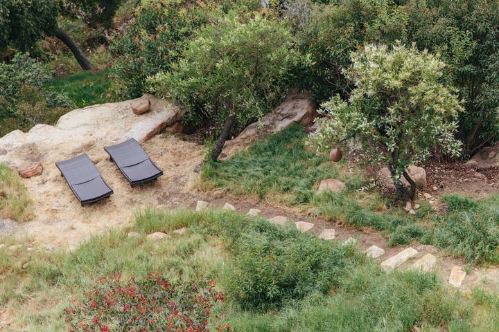 Designer Home – Topanga Retreat gallery image 3