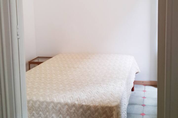 Apartment Sants gallery image 2