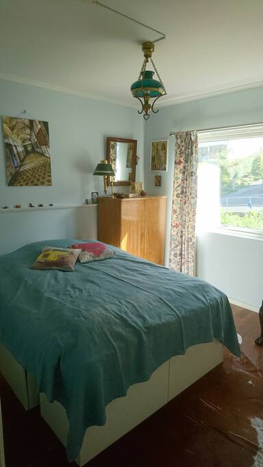 bedroom nr 1 with Queen size bed