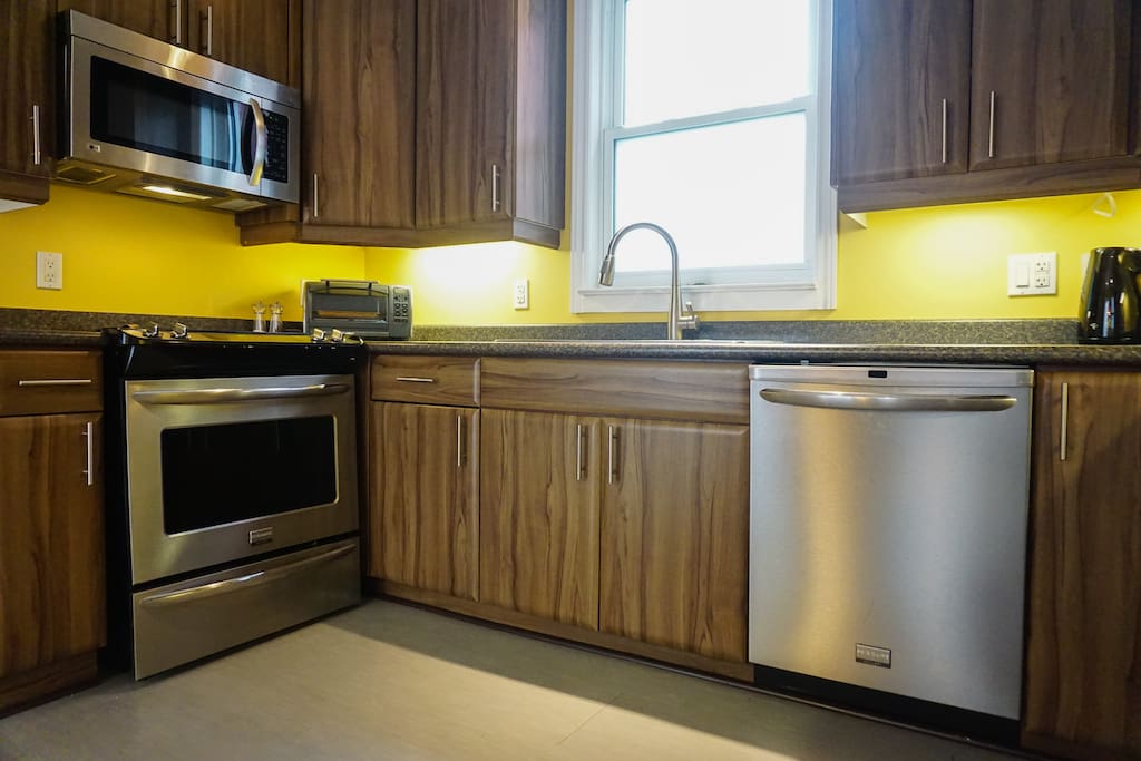 Spacious, clean, modern kitchen.