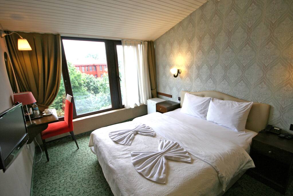 Room 4001